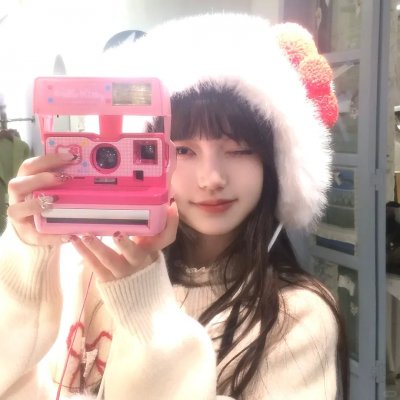 带来末日的女孩 海报